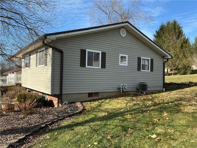 5890 Melody Lane, Nashport, OH 43830