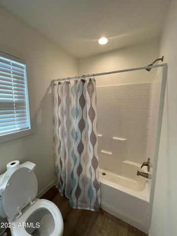 5201 W CAMELBACK Road H236, Phoenix, AZ 85031