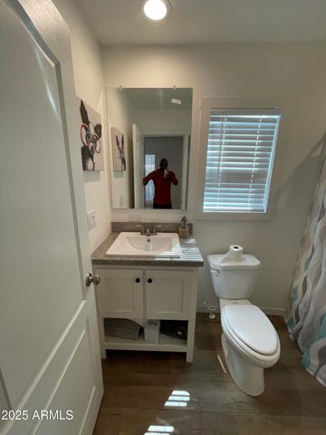 5201 W CAMELBACK Road H236, Phoenix, AZ 85031