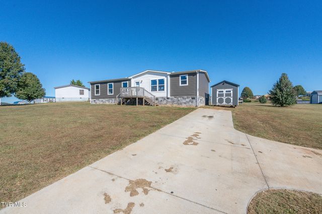 395 Ebenezer Loop, Chuckey, TN 37641