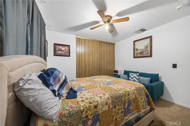 1525 W Oakland Avenue 24, Hemet, CA 92543