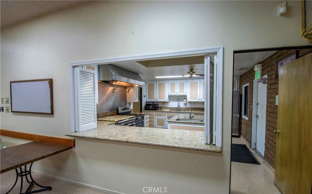 1525 W Oakland Avenue 24, Hemet, CA 92543