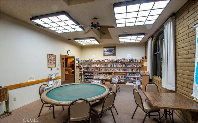 1525 W Oakland Avenue 24, Hemet, CA 92543