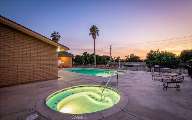 1525 W Oakland Avenue 24, Hemet, CA 92543