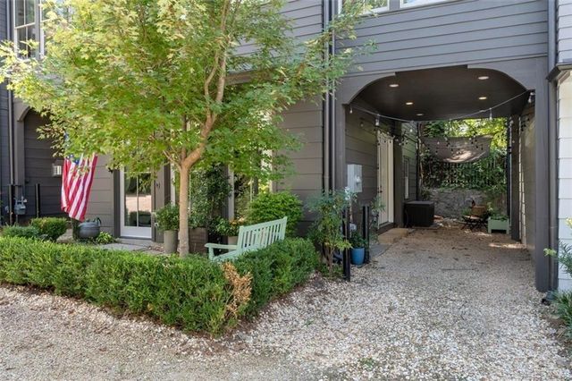 518 Bismark NE Road, Atlanta, GA 30324