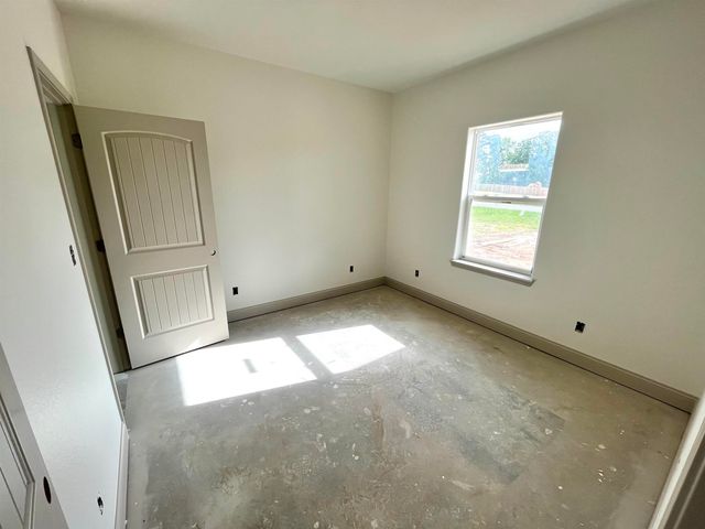 290 Big Oaks Rd, Kilgore, TX 75662