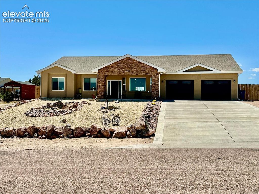 2064 W Hesperus Drive, Pueblo West, CO 81007 — exterior
