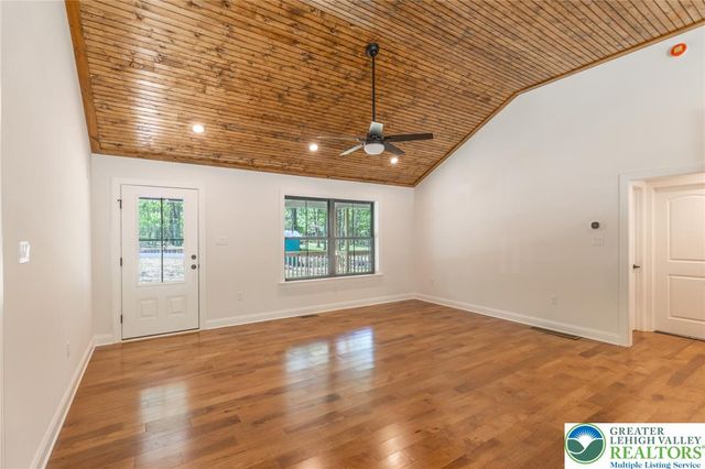 103 Burnshaw Lane, Penn Forest Twp, PA 18210