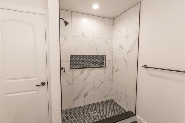 103 Burnshaw Lane, Penn Forest Twp, PA 18210