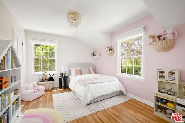 624 N Highland Avenue, Los Angeles, CA 90036