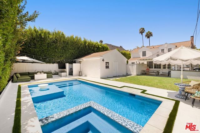 624 N Highland Avenue, Los Angeles, CA 90036