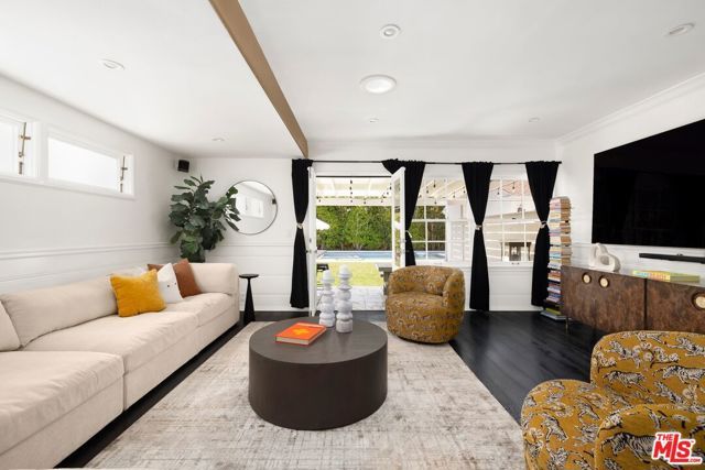 624 N Highland Avenue, Los Angeles, CA 90036