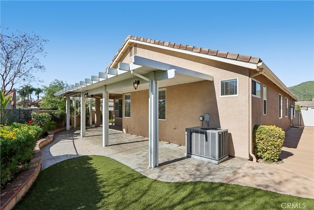 29245 Winding Brook Drive, Menifee, CA 92584