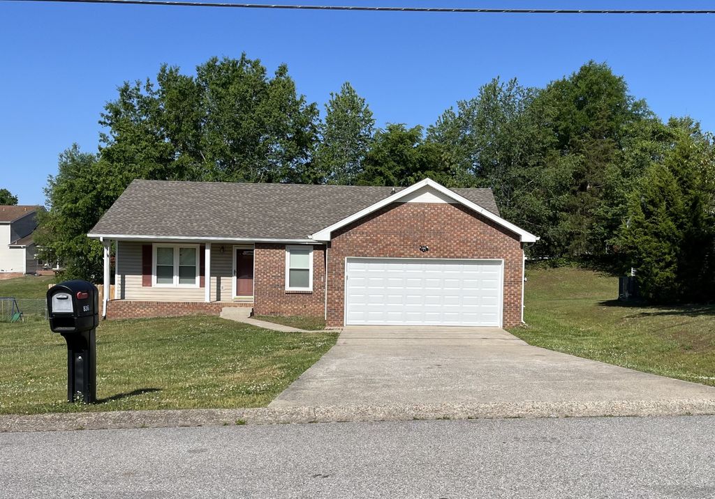836 Turtle Creek Rd, Clarksville, TN 37043