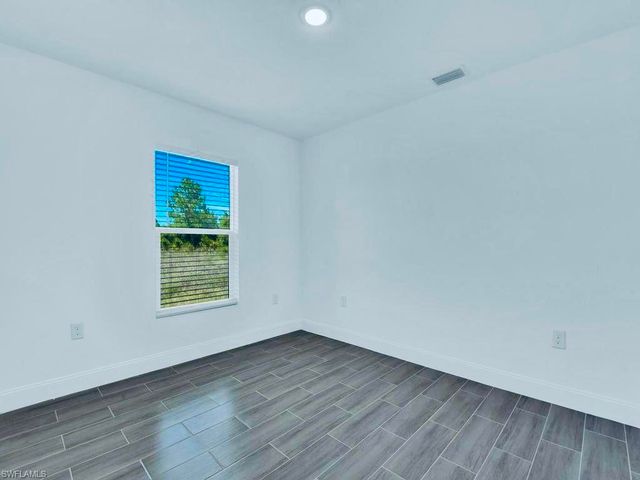 849 Bedford DR, Lehigh Acres, FL 33974