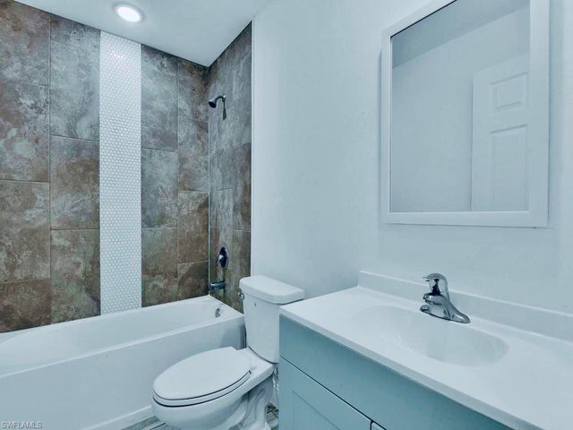 849 Bedford DR, Lehigh Acres, FL 33974