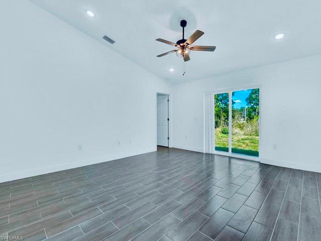 849 Bedford DR, Lehigh Acres, FL 33974