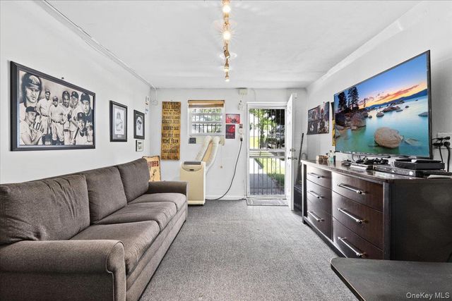 3132 Ampere Avenue, Bronx, NY 10465