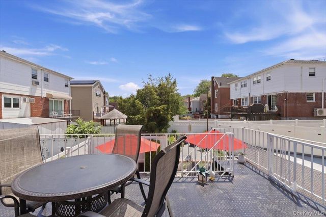 3132 Ampere Avenue, Bronx, NY 10465