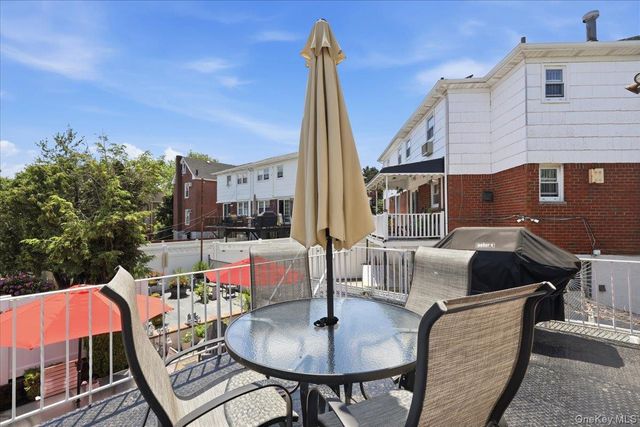 3132 Ampere Avenue, Bronx, NY 10465