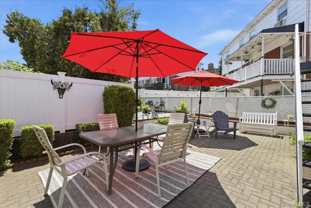 3132 Ampere Avenue, Bronx, NY 10465