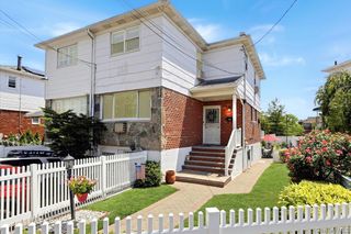 3132 Ampere Avenue, Bronx, NY 10465