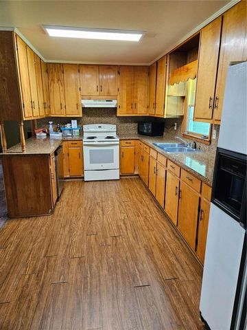 327 Kensington Circle, Bremen, GA 30110