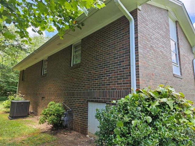 327 Kensington Circle, Bremen, GA 30110
