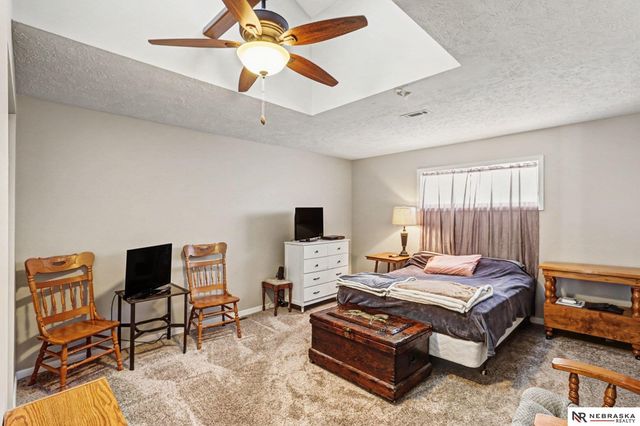 6201 Baldwin Avenue, Lincoln, NE 68507