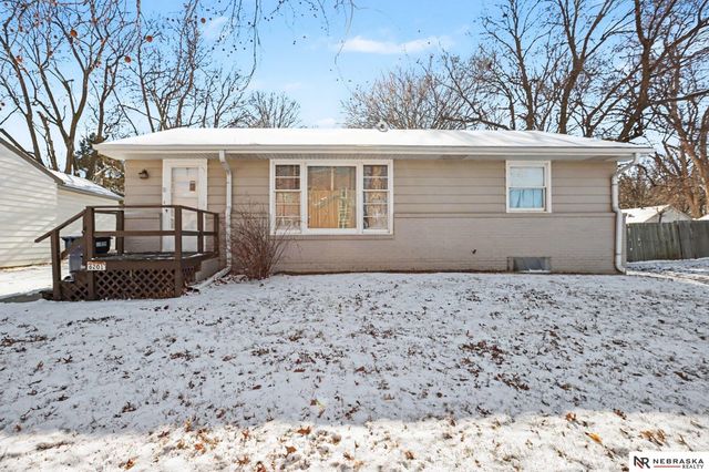 6201 Baldwin Avenue, Lincoln, NE 68507