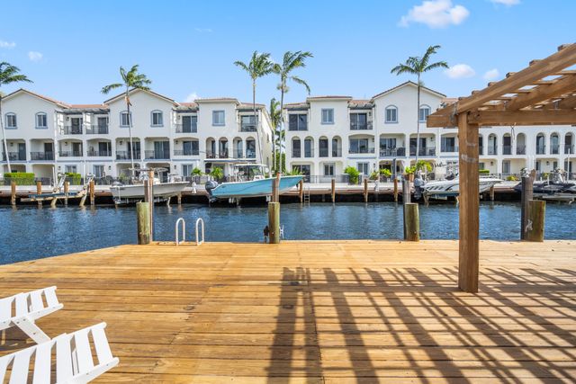 816 CHUKKER Road, Delray Beach, FL 33483