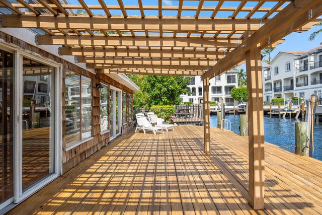 816 CHUKKER Road, Delray Beach, FL 33483