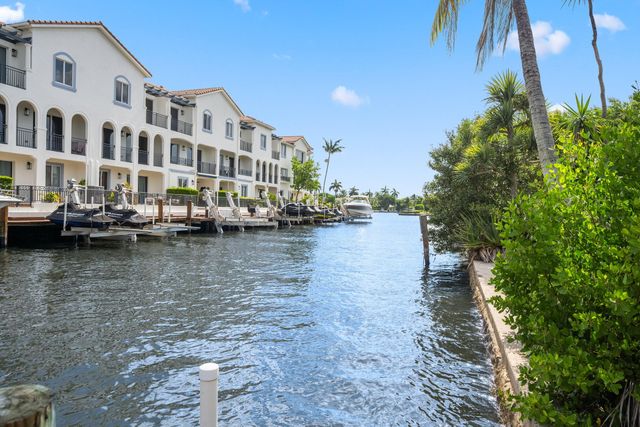 816 CHUKKER Road, Delray Beach, FL 33483