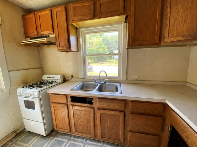 603 N Sunset Avenue, Rockford, IL 61101