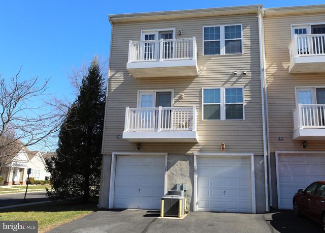 201 HARBOUR BLVD, Cinnaminson, NJ 08077