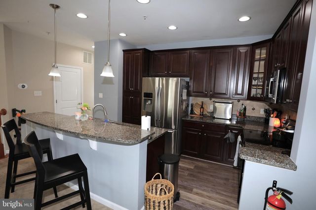 201 HARBOUR BLVD, Cinnaminson, NJ 08077