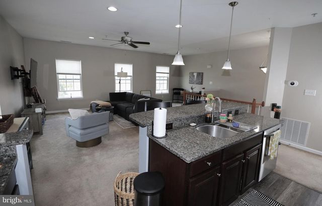201 HARBOUR BLVD, Cinnaminson, NJ 08077