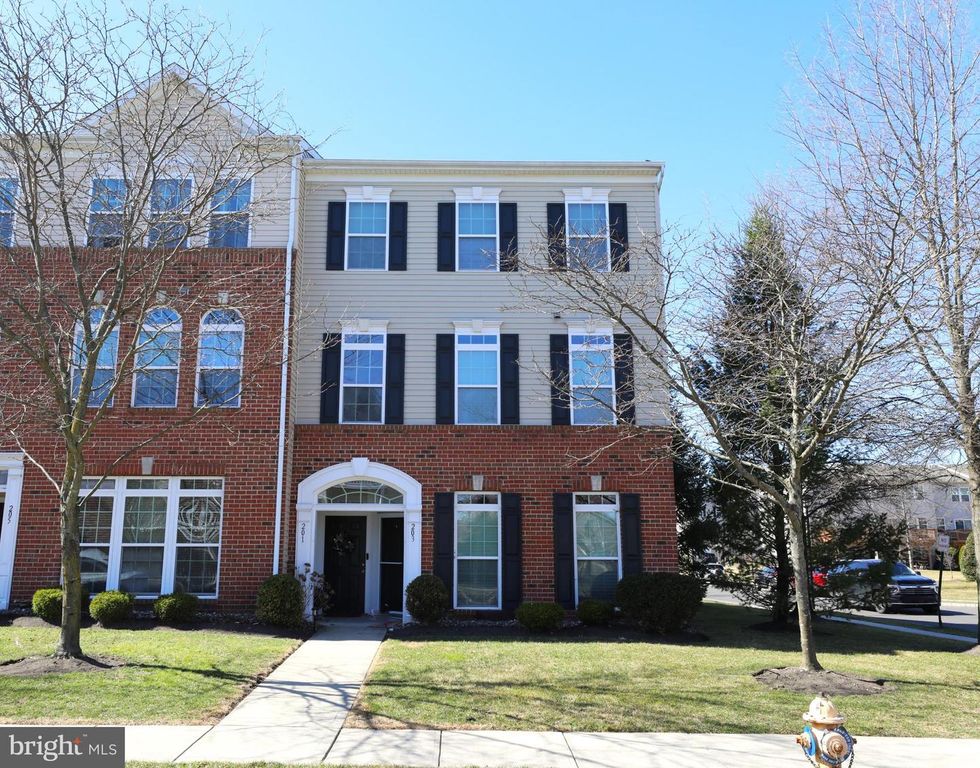 201 HARBOUR BLVD, Cinnaminson, NJ 08077