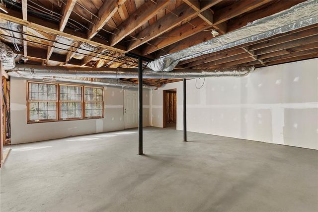 2258 Greencrest NE Drive, Atlanta, GA 30345