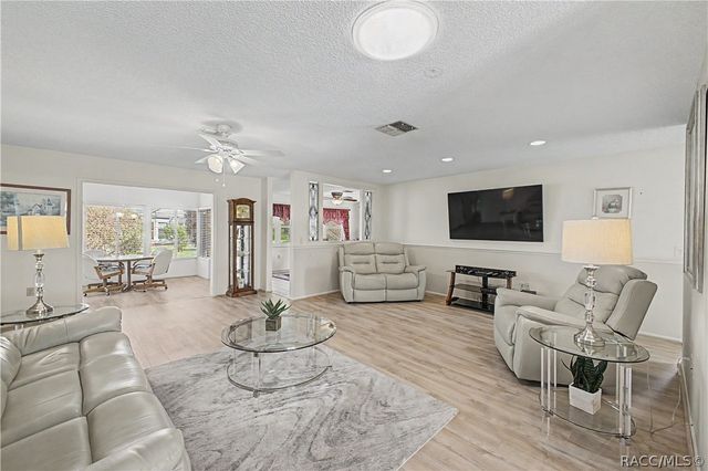 6347 Darien Way, Spring Hill, FL 34606