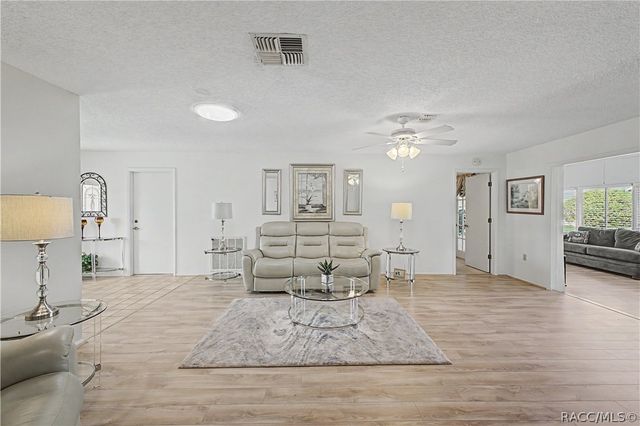 6347 Darien Way, Spring Hill, FL 34606