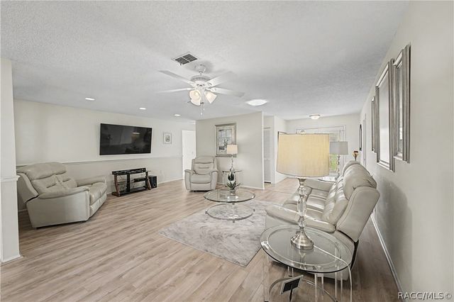 6347 Darien Way, Spring Hill, FL 34606