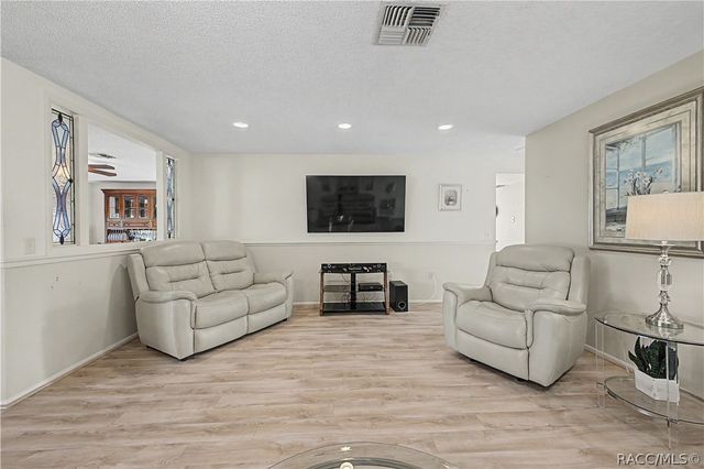 6347 Darien Way, Spring Hill, FL 34606