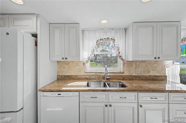 6347 Darien Way, Spring Hill, FL 34606