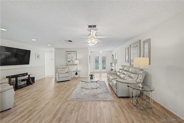 6347 Darien Way, Spring Hill, FL 34606