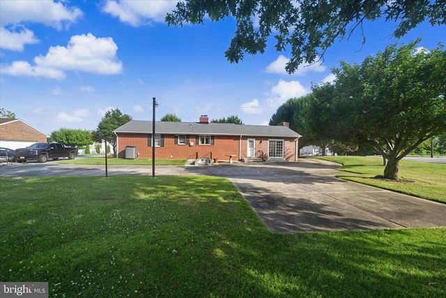 9939 BIRD RIVER RD, Baltimore, MD 21220