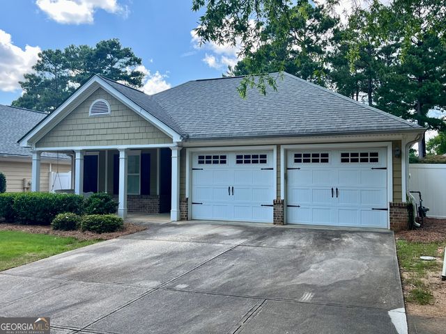 120 Cottage Club Drive, Locust Grove, GA 30248