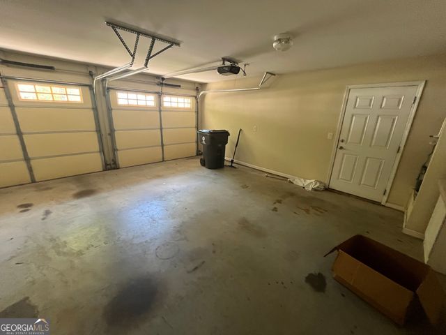120 Cottage Club Drive, Locust Grove, GA 30248