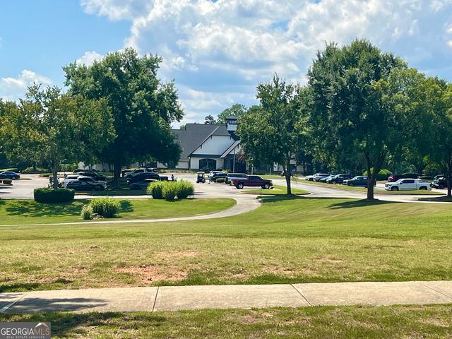 120 Cottage Club Drive, Locust Grove, GA 30248