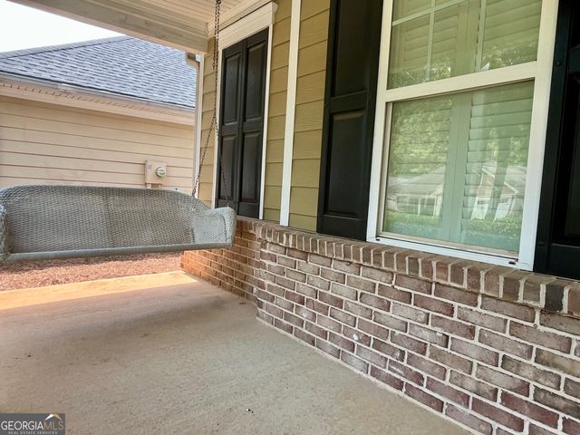 120 Cottage Club Drive, Locust Grove, GA 30248